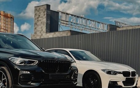 BMW 3 серия, 2018 год, 2 850 000 рублей, 21 фотография