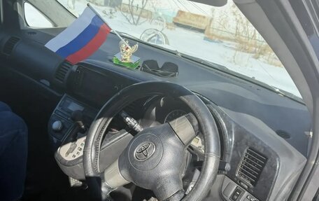 Toyota Wish II, 2006 год, 650 000 рублей, 5 фотография