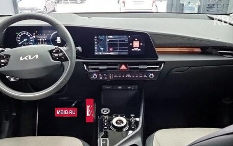 KIA Niro, 2022 год, 1 790 000 рублей, 10 фотография