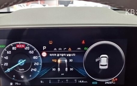 KIA Niro, 2022 год, 1 790 000 рублей, 9 фотография