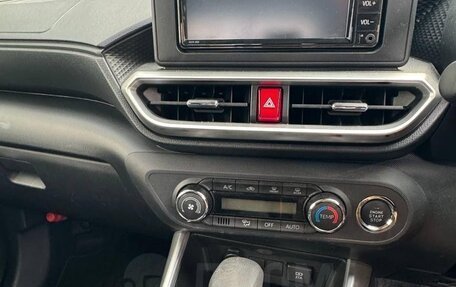 Toyota Raize I, 2022 год, 1 250 000 рублей, 13 фотография