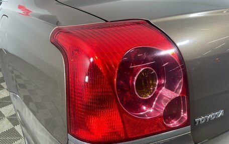 Toyota Avensis III рестайлинг, 2004 год, 645 000 рублей, 9 фотография