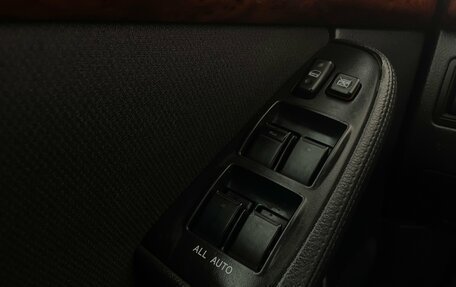 Toyota Avensis III рестайлинг, 2004 год, 645 000 рублей, 21 фотография