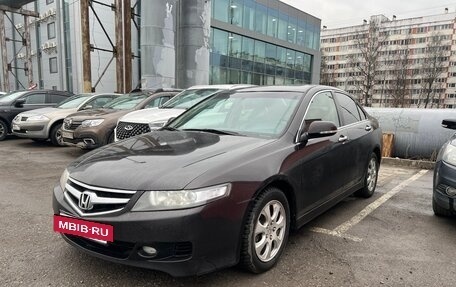 Honda Accord VII рестайлинг, 2006 год, 675 000 рублей, 2 фотография