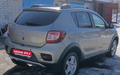 Renault Sandero II рестайлинг, 2015 год, 980 000 рублей, 6 фотография