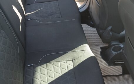 Renault Sandero II рестайлинг, 2015 год, 980 000 рублей, 24 фотография