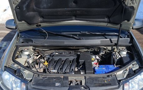 Renault Sandero II рестайлинг, 2015 год, 980 000 рублей, 33 фотография