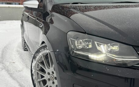 Volkswagen Polo VI (EU Market), 2019 год, 1 400 000 рублей, 2 фотография