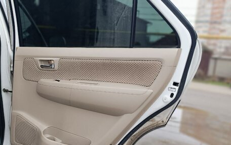 Toyota Fortuner I, 2005 год, 1 700 000 рублей, 7 фотография