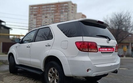 Toyota Fortuner I, 2005 год, 1 700 000 рублей, 13 фотография