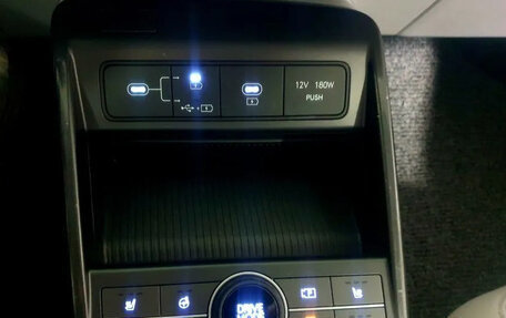 Hyundai Kona, 2023 год, 1 780 777 рублей, 17 фотография