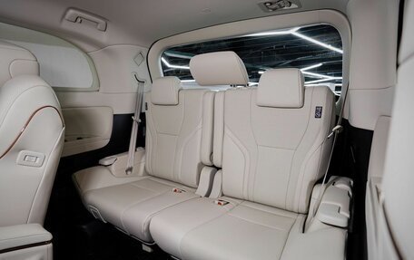 Lexus LM, 2025 год, 15 480 000 рублей, 28 фотография