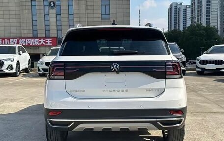 Volkswagen T-Cross I, 2022 год, 1 700 000 рублей, 5 фотография