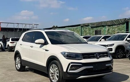 Volkswagen T-Cross I, 2022 год, 1 700 000 рублей, 3 фотография