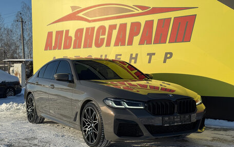 BMW 5 серия, 2020 год, 4 900 000 рублей, 11 фотография