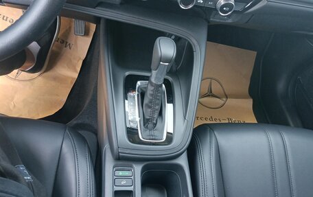 Honda Vezel, 2023 год, 1 940 000 рублей, 11 фотография