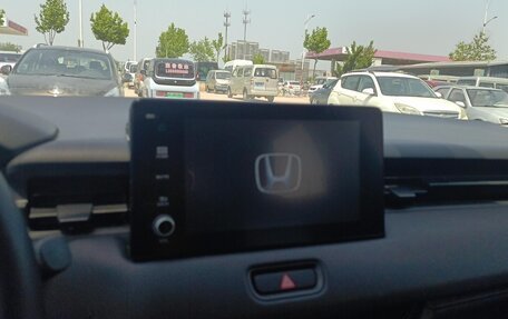 Honda Vezel, 2023 год, 1 940 000 рублей, 10 фотография