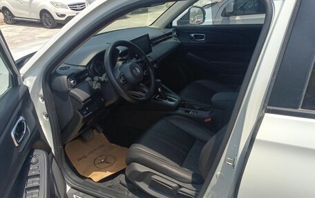 Honda Vezel, 2023 год, 1 940 000 рублей, 7 фотография
