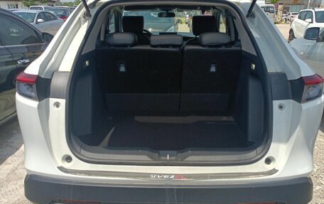 Honda Vezel, 2023 год, 1 940 000 рублей, 6 фотография