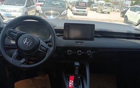 Honda Vezel, 2023 год, 1 940 000 рублей, 9 фотография