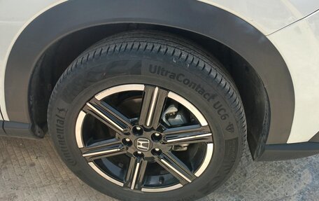 Honda Vezel, 2023 год, 1 940 000 рублей, 16 фотография