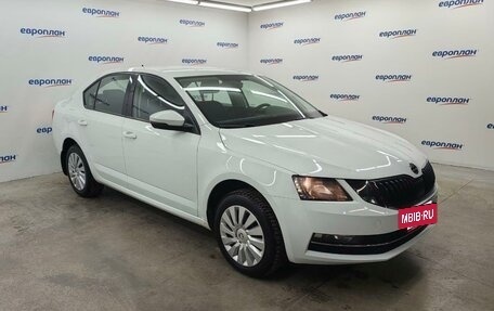 Skoda Octavia, 2020 год, 1 950 000 рублей, 2 фотография