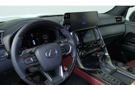 Lexus LX, 2025 год, 21 700 000 рублей, 12 фотография