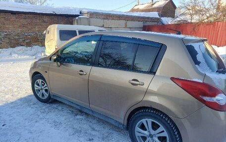 Nissan Tiida, 2010 год, 850 000 рублей, 6 фотография
