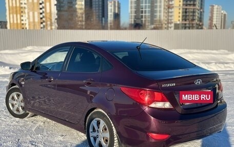 Hyundai Solaris II рестайлинг, 2012 год, 635 000 рублей, 5 фотография