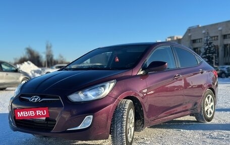 Hyundai Solaris II рестайлинг, 2012 год, 635 000 рублей, 6 фотография