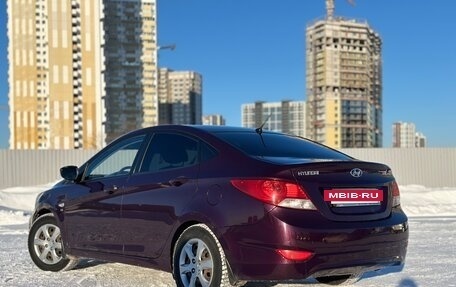 Hyundai Solaris II рестайлинг, 2012 год, 635 000 рублей, 4 фотография