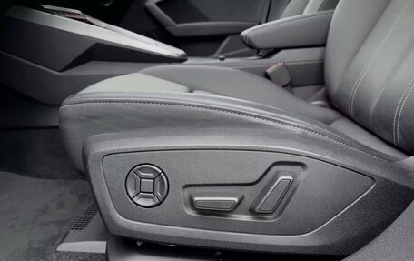 Audi A3, 2022 год, 2 350 000 рублей, 12 фотография