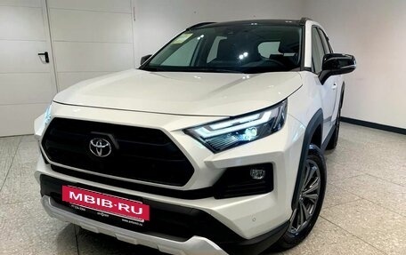 Toyota RAV4, 2025 год, 4 540 000 рублей, 3 фотография