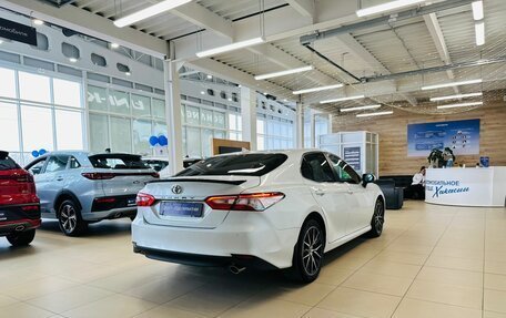 Toyota Camry, 2019 год, 2 849 900 рублей, 6 фотография