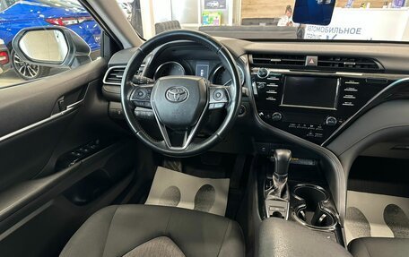 Toyota Camry, 2019 год, 2 849 900 рублей, 14 фотография