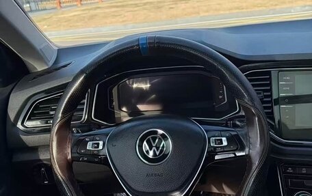 Volkswagen T-Roc I, 2022 год, 1 780 333 рублей, 9 фотография