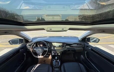 Volkswagen T-Roc I, 2022 год, 1 780 333 рублей, 11 фотография