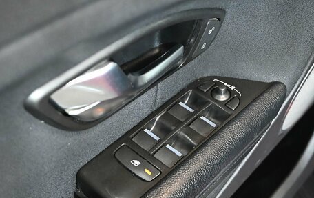 Land Rover Range Rover Evoque I, 2015 год, 2 450 000 рублей, 16 фотография