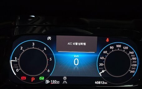Volkswagen Golf VIII, 2022 год, 2 330 000 рублей, 9 фотография