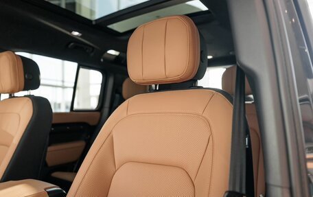 Land Rover Defender II, 2025 год, 15 390 000 рублей, 18 фотография