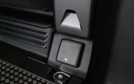 Land Rover Defender II, 2025 год, 15 390 000 рублей, 24 фотография