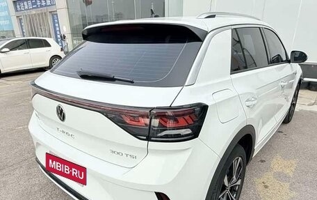 Volkswagen T-Roc I, 2023 год, 1 850 333 рублей, 8 фотография