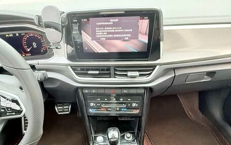 Volkswagen T-Roc I, 2023 год, 1 850 333 рублей, 15 фотография