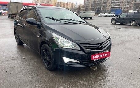 Hyundai Solaris II рестайлинг, 2015 год, 710 000 рублей, 3 фотография