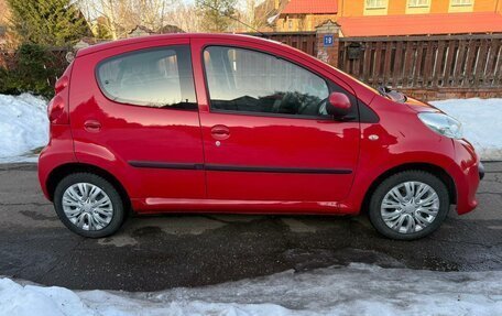 Peugeot 107 I рестайлинг, 2008 год, 450 000 рублей, 4 фотография