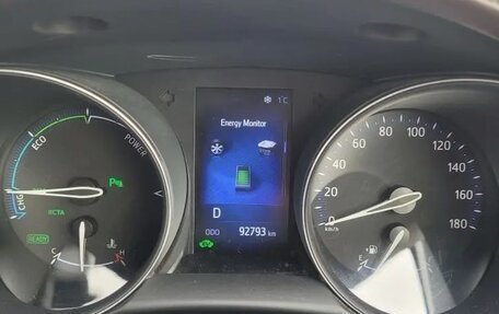 Toyota C-HR I рестайлинг, 2017 год, 2 200 000 рублей, 9 фотография