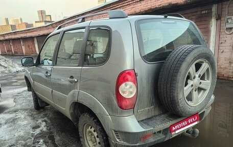 Chevrolet Niva I рестайлинг, 2013 год, 635 000 рублей, 3 фотография