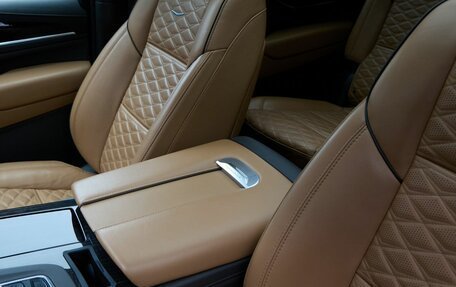 Cadillac Escalade V, 2021 год, 9 000 000 рублей, 25 фотография