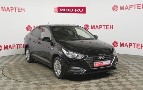 Hyundai Solaris II рестайлинг, 2018 год, 989 000 рублей, 3 фотография
