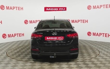 Hyundai Solaris II рестайлинг, 2018 год, 989 000 рублей, 6 фотография